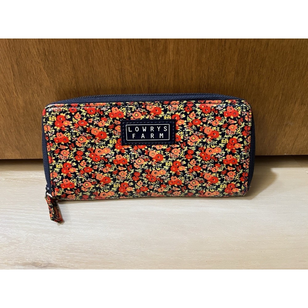 Lowrys Farm Floral Zip‎ Wallet Card Slots Long Wallet EUC Zippy
